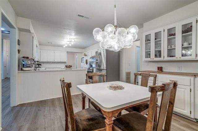 2108 Brookview Lane, Edmond, OK 73034