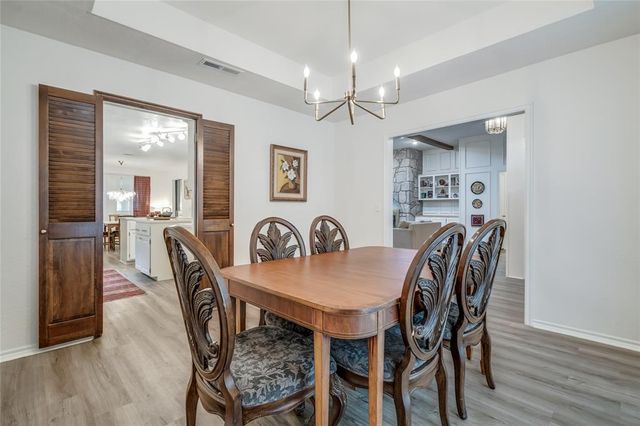 2108 Brookview Lane, Edmond, OK 73034