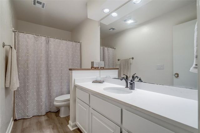 2108 Brookview Lane, Edmond, OK 73034