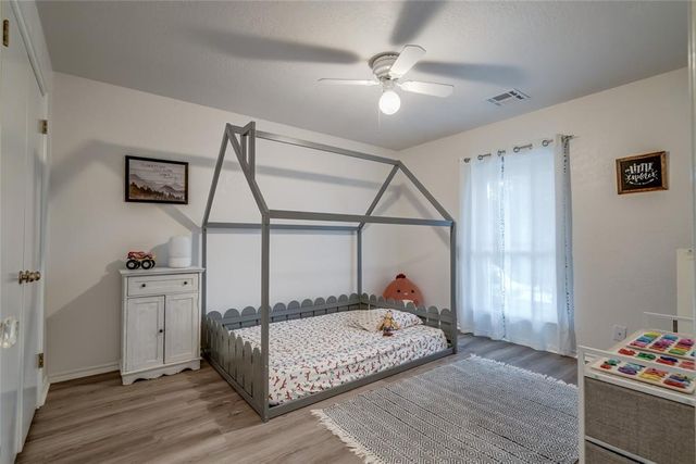 2108 Brookview Lane, Edmond, OK 73034