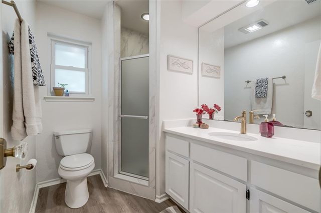 2108 Brookview Lane, Edmond, OK 73034
