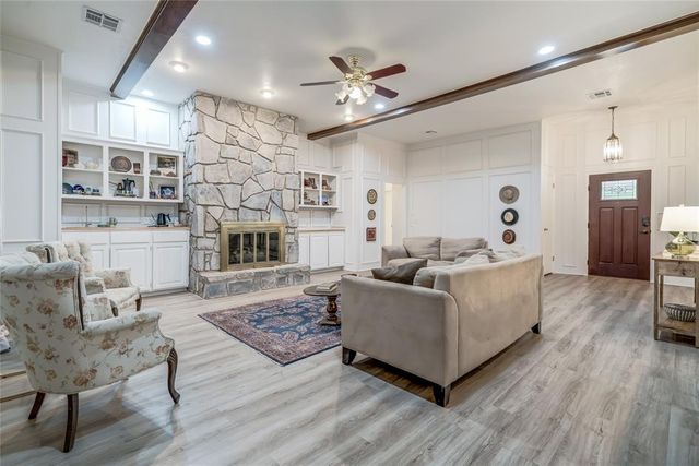 2108 Brookview Lane, Edmond, OK 73034