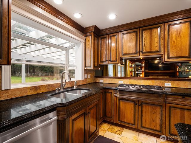 34914 27th Avenue E, Roy, WA 98580