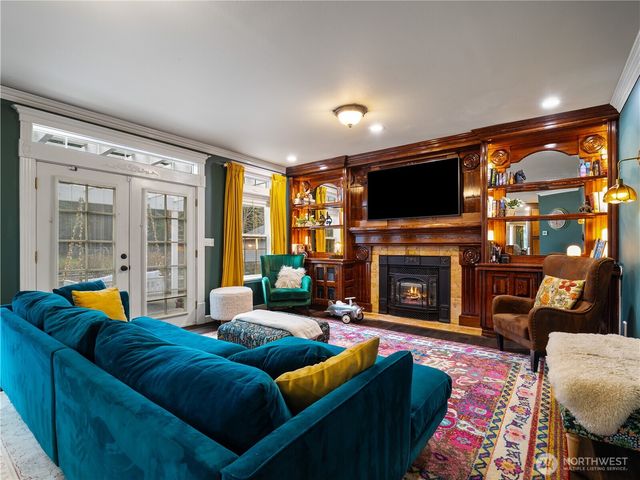 34914 27th Avenue E, Roy, WA 98580