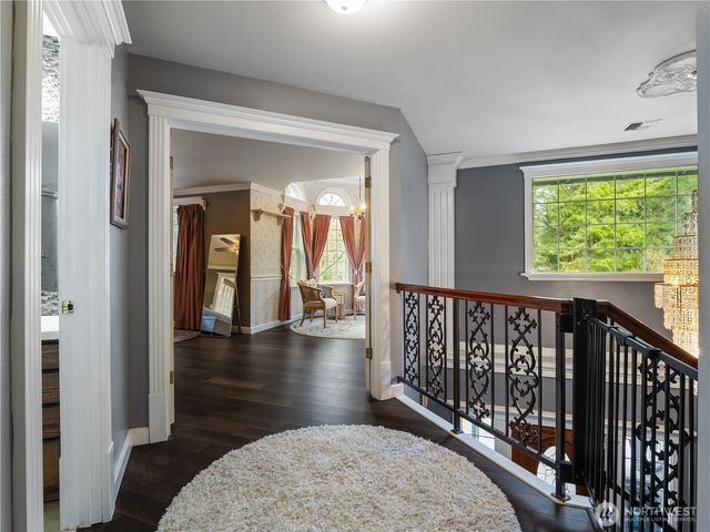 34914 27th Avenue E, Roy, WA 98580