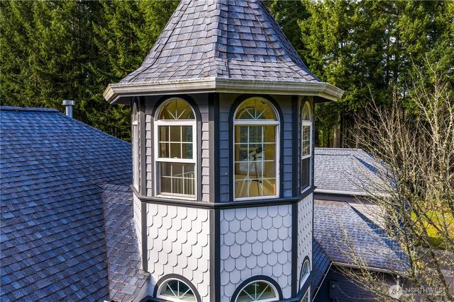 34914 27th Avenue E, Roy, WA 98580