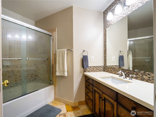 34914 27th Avenue E, Roy, WA 98580