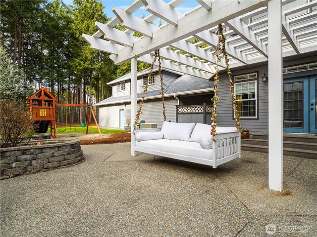 34914 27th Avenue E, Roy, WA 98580