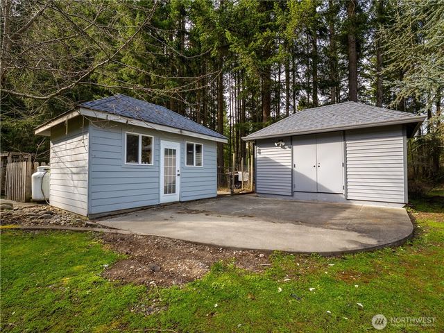 34914 27th Avenue E, Roy, WA 98580