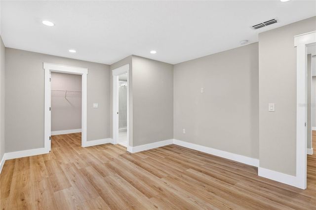 902 N 32ND STREET, St Petersburg, FL 33713