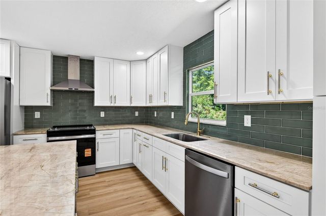 902 N 32ND STREET, St Petersburg, FL 33713