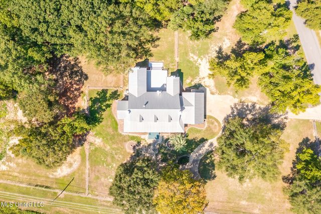 7855 Hwy 11, Carriere, MS 39426