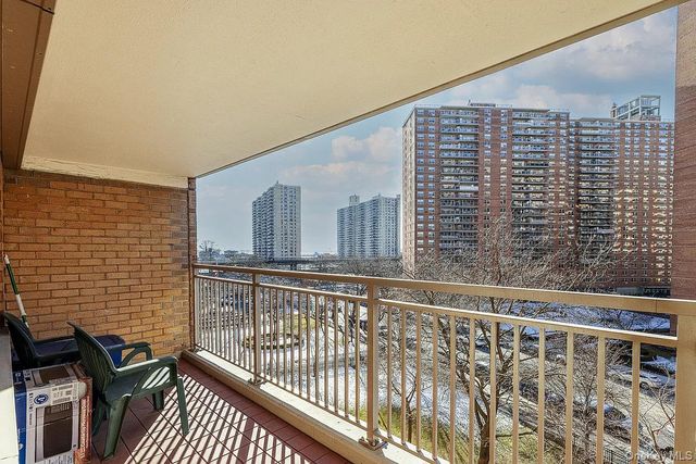 2925 W 5th Street 6E, Brooklyn, NY 11224