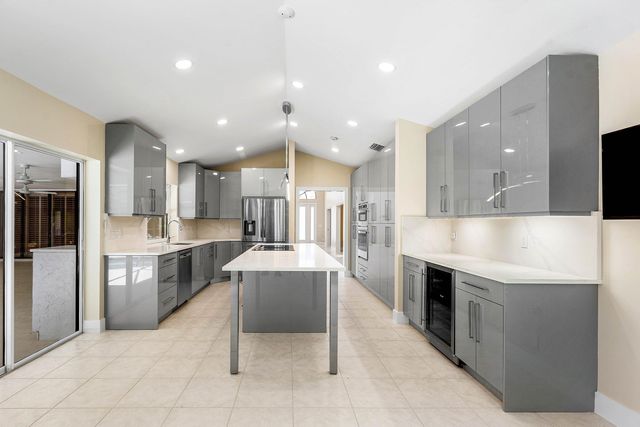 6415 Brandon Street, Palm Beach Gardens, FL 33418