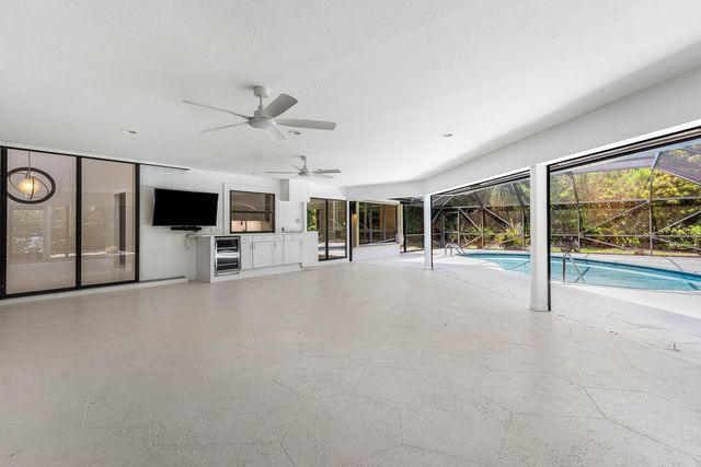 6415 Brandon Street, Palm Beach Gardens, FL 33418