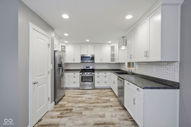 7903 S Howard Prince Drive, Nineveh, IN 46164