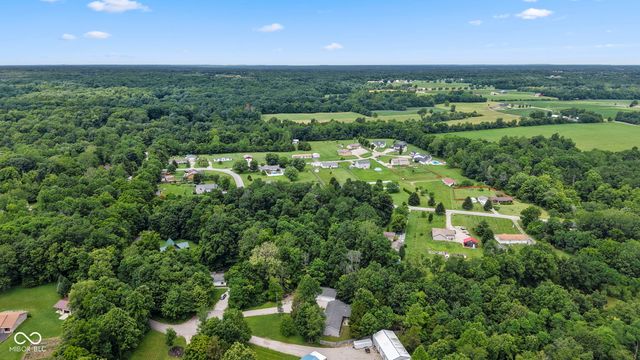 7903 S Howard Prince Drive, Nineveh, IN 46164