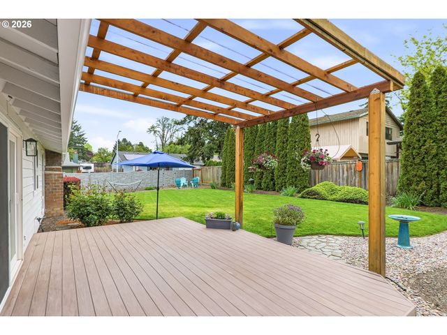 17070 Sw CYNTHIA St, Beaverton, OR 97007