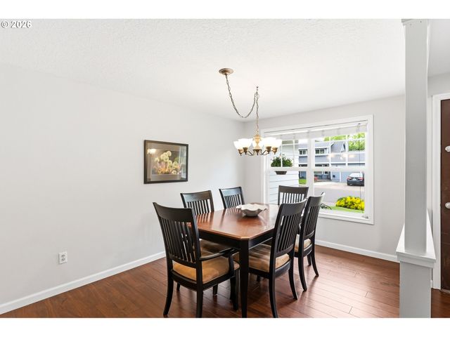 17070 Sw CYNTHIA St, Beaverton, OR 97007