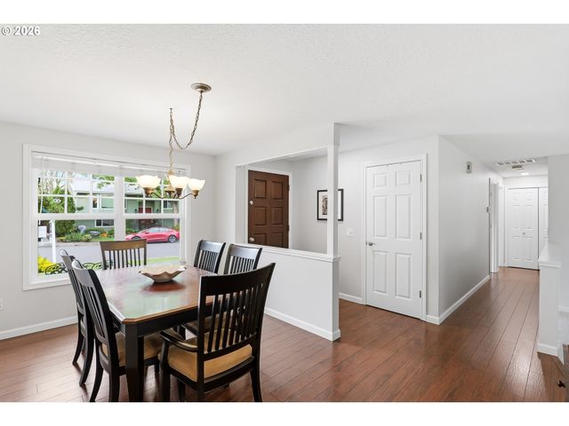 17070 Sw CYNTHIA St, Beaverton, OR 97007