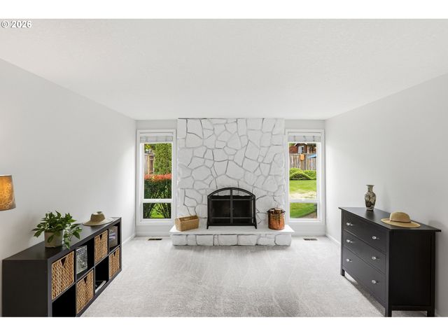 17070 Sw CYNTHIA St, Beaverton, OR 97007