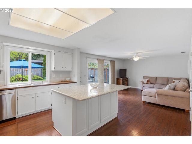 17070 Sw CYNTHIA St, Beaverton, OR 97007