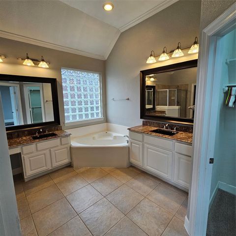 3010 Park Bend Drive, Friendswood, TX 77546