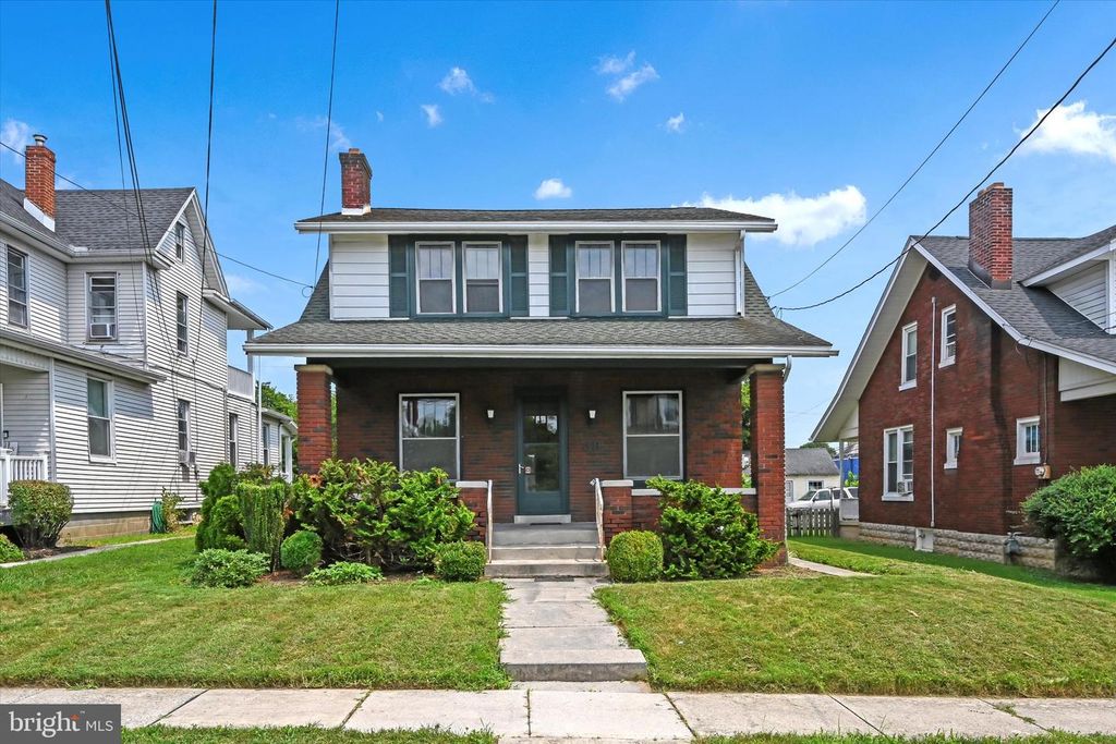 39 N 10TH ST, Lemoyne, PA 17043