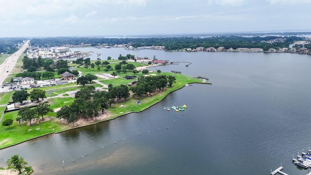 15049 Ronan Drive, Conroe, TX 77316