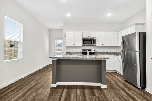 15049 Ronan Drive, Conroe, TX 77316