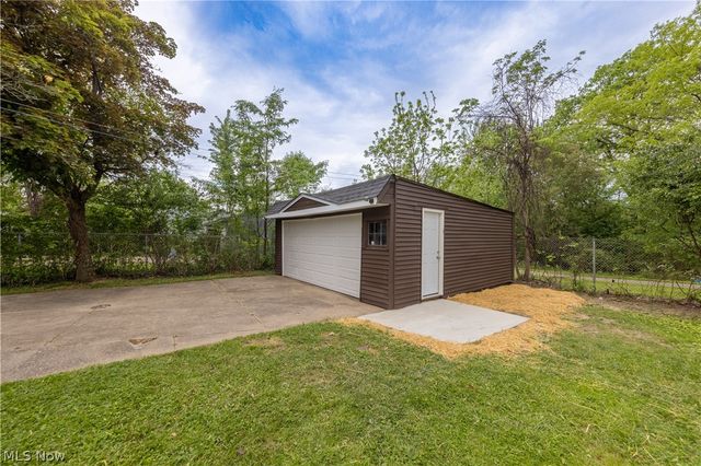 4688 E 173rd Street, Cleveland, OH 44128