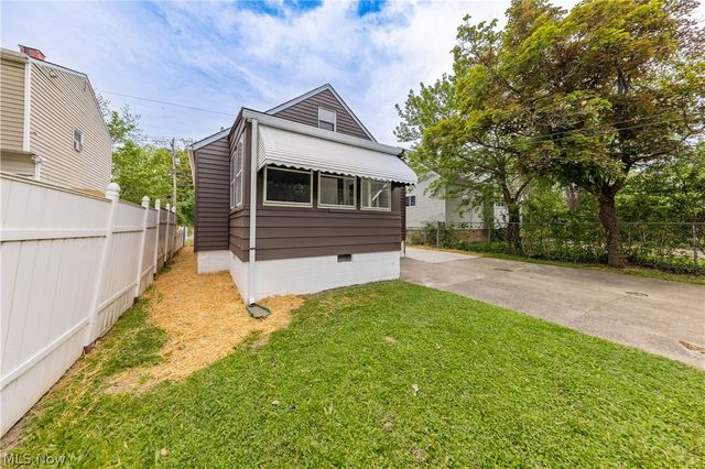 4688 E 173rd Street, Cleveland, OH 44128