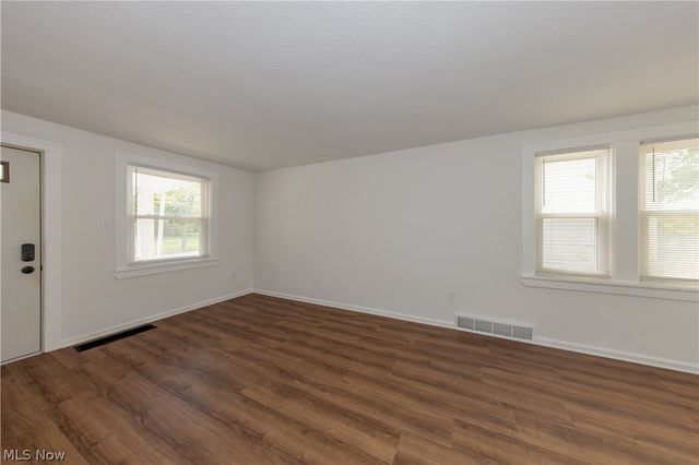 4688 E 173rd Street, Cleveland, OH 44128