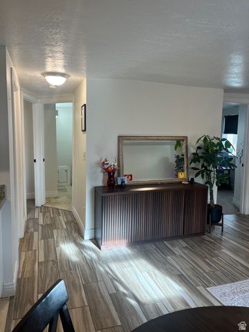 2066 S CALIFORNIA AVE, Provo, UT 84606