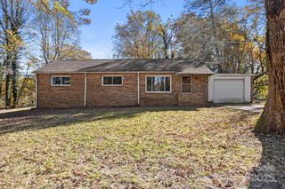 601 E Blue Ridge Road, East Flat Rock, NC 28726