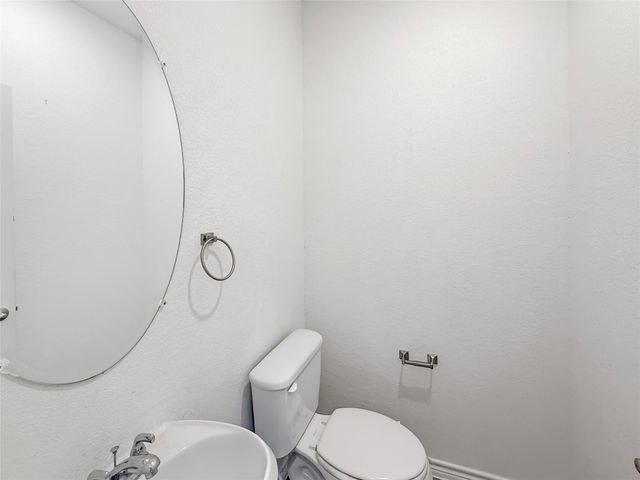 6541 Road 5503, Cleveland, TX 77327