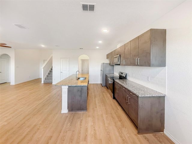 6541 Road 5503, Cleveland, TX 77327