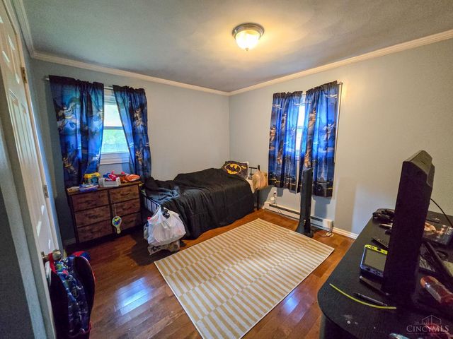 5464 Oak Grove Avenue, Blanchester, OH 45107