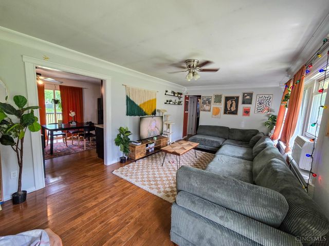 5464 Oak Grove Avenue, Blanchester, OH 45107
