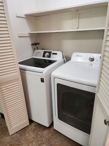 17 April Lane 17, Lexington, MA 02421