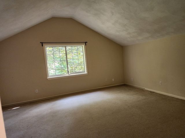 17 April Lane 17, Lexington, MA 02421