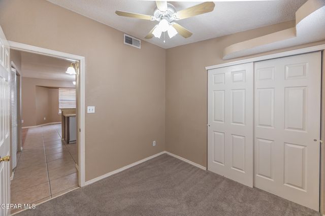 449 Valle Calido Drive, Socorro, TX 79927