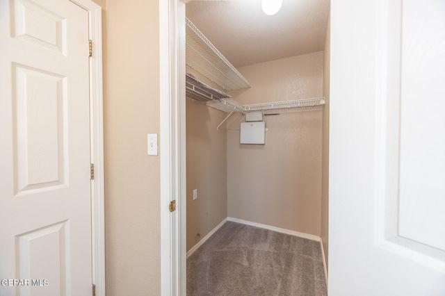 449 Valle Calido Drive, Socorro, TX 79927