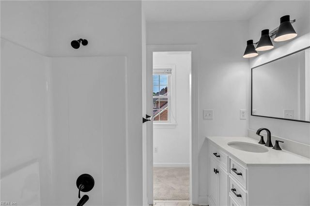 745 Seagrass RCH, Chesapeake, VA 23320