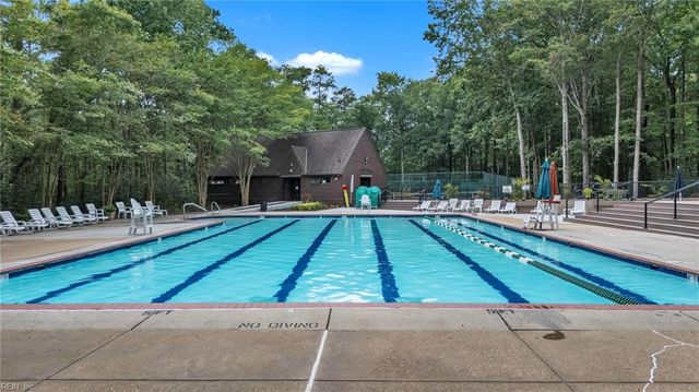 745 Seagrass RCH, Chesapeake, VA 23320