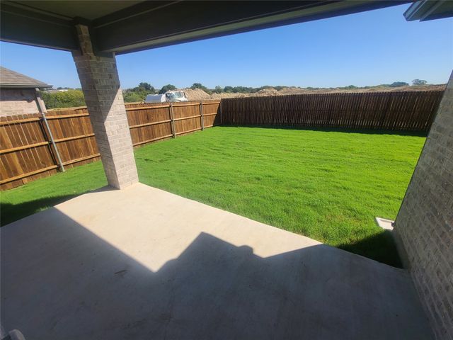 321 Ranch Road, Justin, TX 76247
