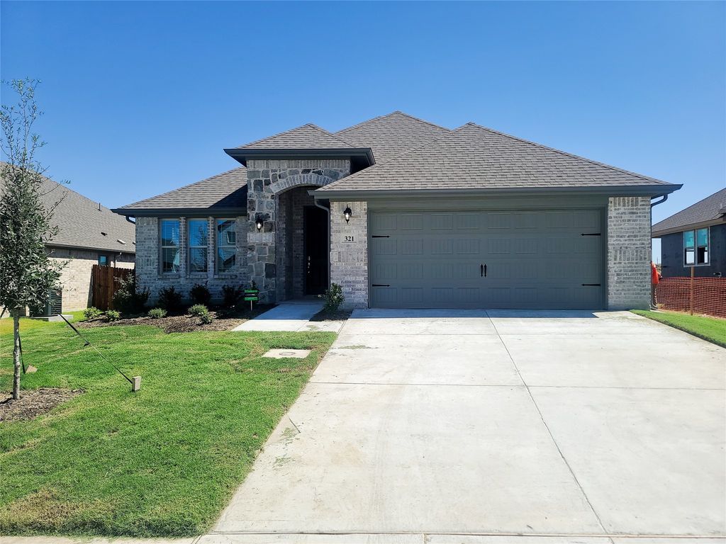 321 Ranch Road, Justin, TX 76247