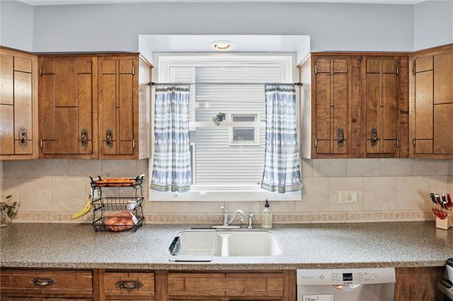 34 Woodrow Avenue, Irondequoit, NY 14609