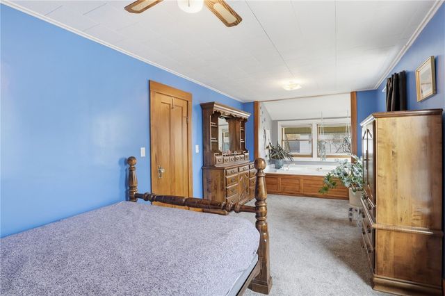 34 Woodrow Avenue, Irondequoit, NY 14609