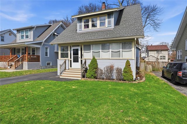 34 Woodrow Avenue, Irondequoit, NY 14609